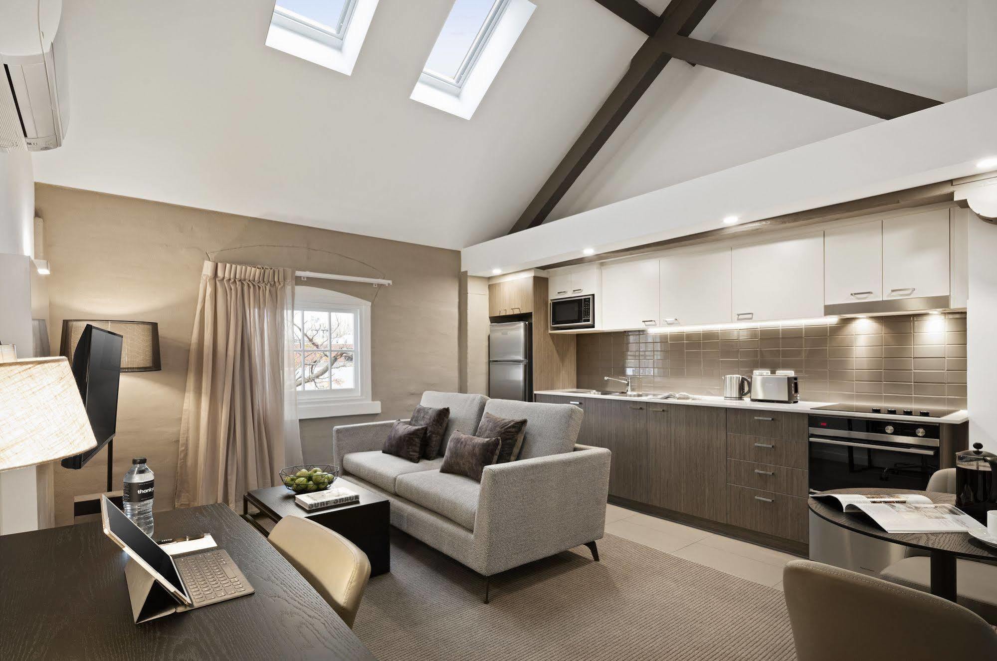 Quest Newcastle West Aparthotel Kültér fotó